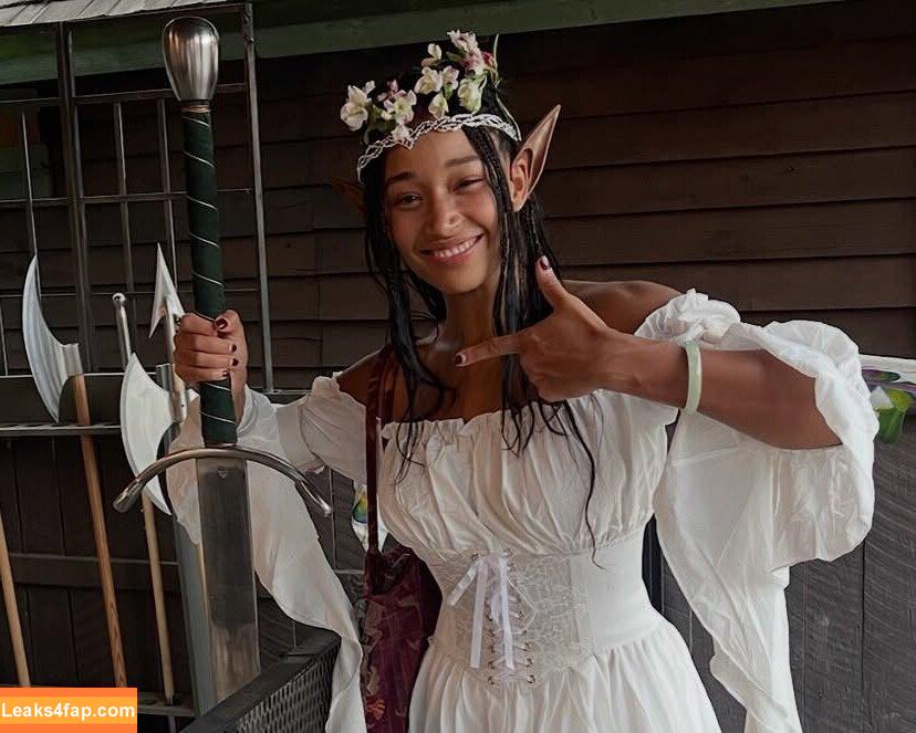 Amandla Stenberg / amandlastenberg слитое фото фото #0144