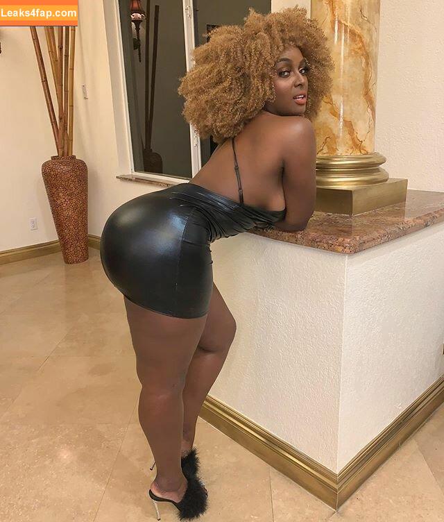 Amara La Negra / amaralanegraaln leaked photo photo #0044