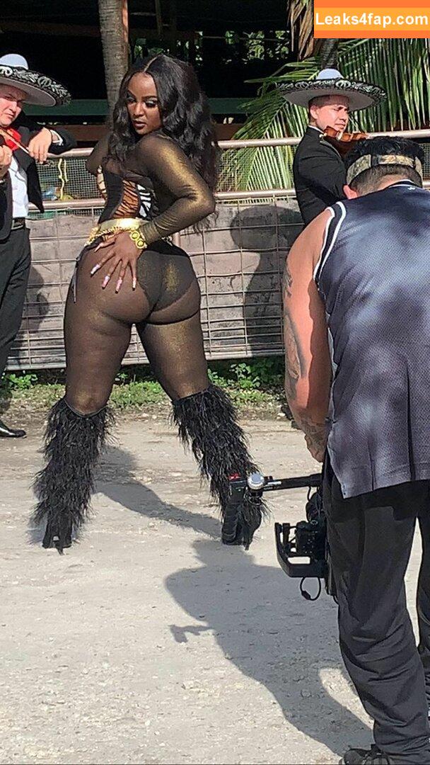 Amara La Negra / amaralanegraaln leaked photo photo #0064