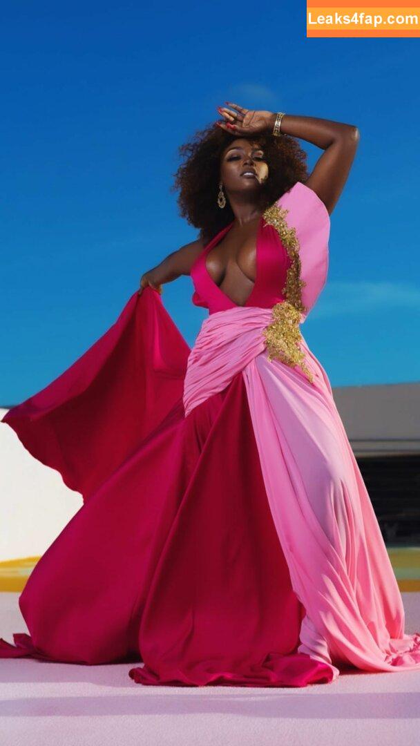 Amara La Negra / amaralanegraaln leaked photo photo #0068