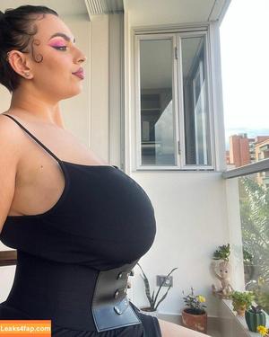 Amaretto Hammer photo #0275