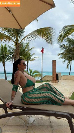 Amaretto Hammer photo #1096