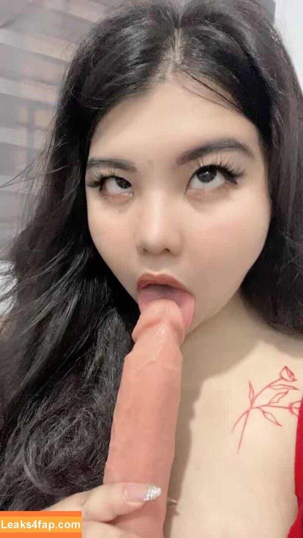 Amateur Streamers / radiatedfox leaked photo photo #0174