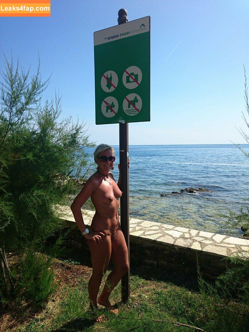 Amateur Voyeur /  leaked photo photo #0062