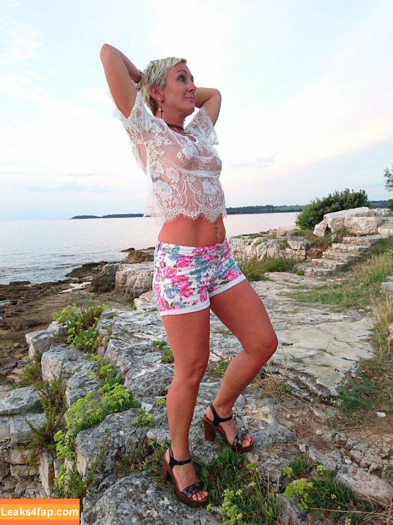 Amateur Voyeur /  leaked photo photo #0063