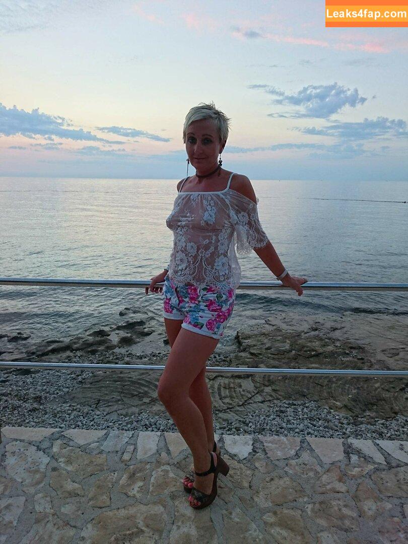 Amateur Voyeur /  leaked photo photo #0064