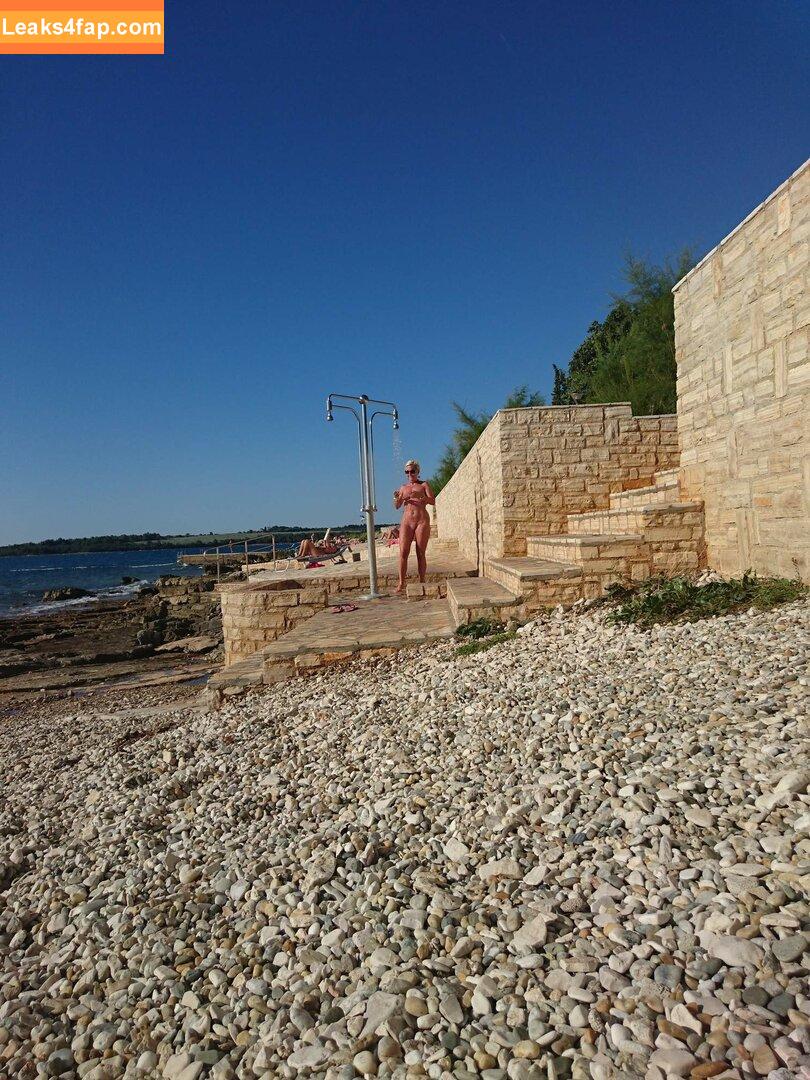 Amateur Voyeur /  leaked photo photo #0066