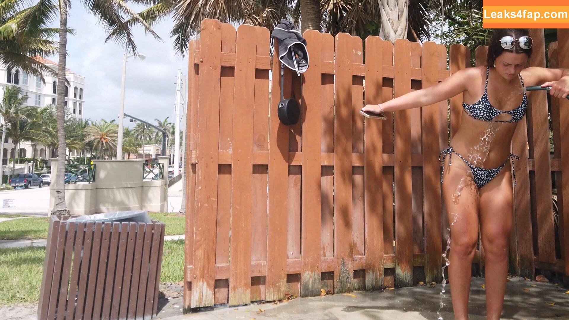 Amateur Voyeur /  leaked photo photo #0116