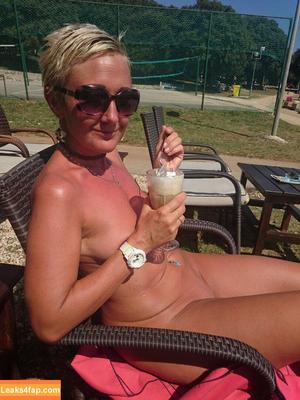 Amateur Voyeur photo #0068