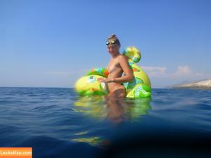 Amateur Voyeur photo #0680