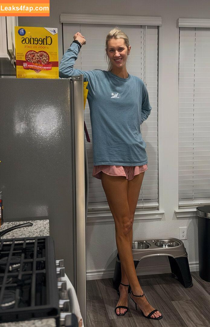 Amazon Allie | amazonalli32 - 6'10'' (208 cm) / allieamazon leaked photo photo #0004