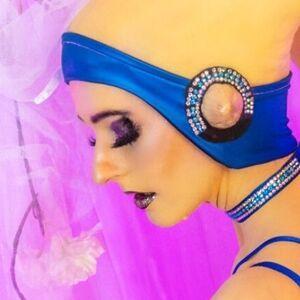 Amber Brite Props photo #0004