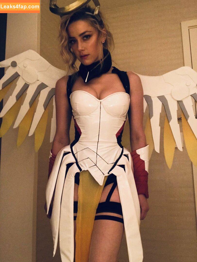 Amber Heard / Amberheard / Simp Chat / https: leaked photo photo #0104