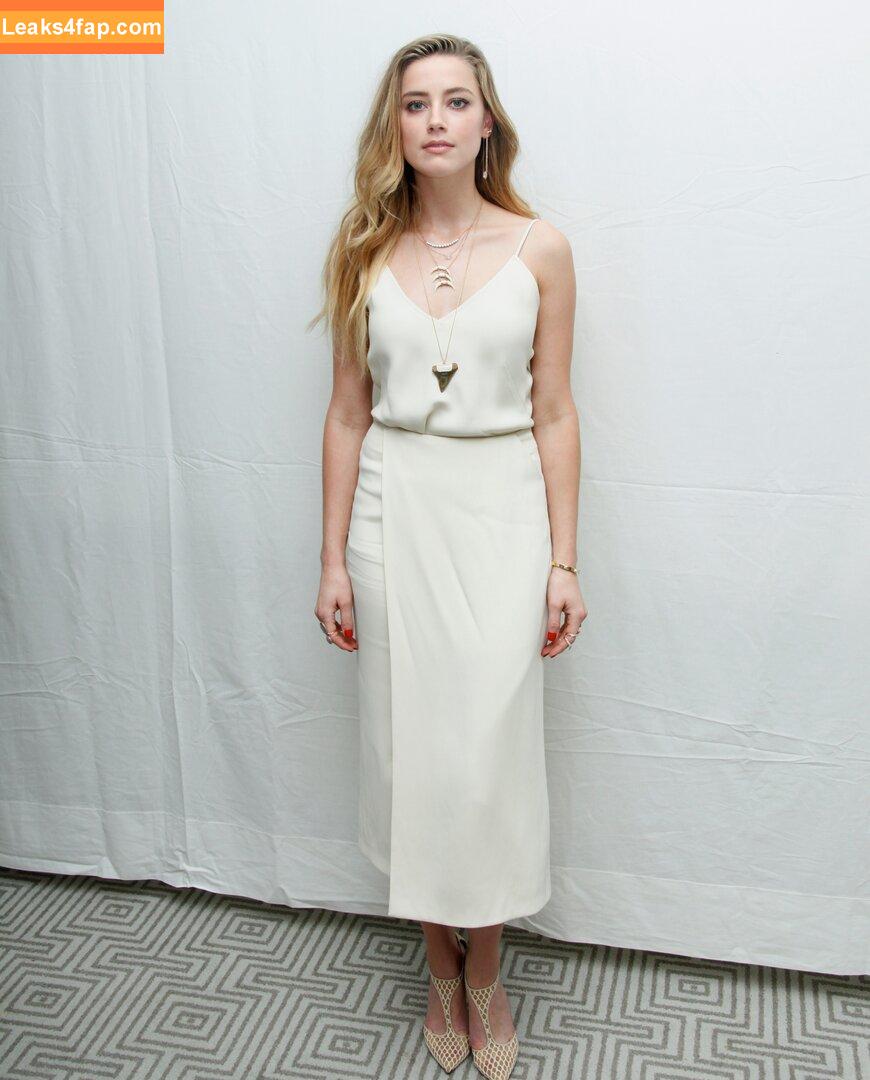 Amber Heard / Amberheard / Simp Chat / realamberheard leaked photo photo #0373