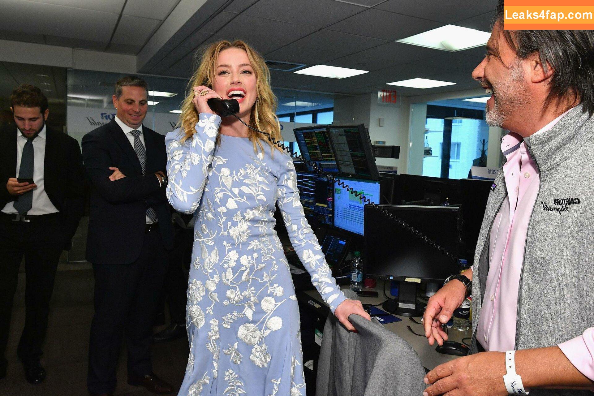 Amber Heard / Amberheard / Simp Chat / realamberheard leaked photo photo #0406