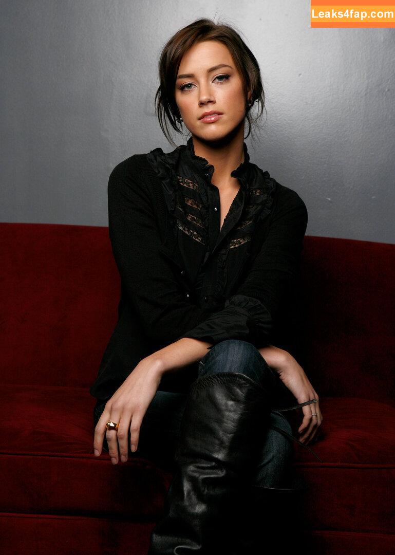 Amber Heard / Amberheard / Simp Chat / realamberheard leaked photo photo #0439