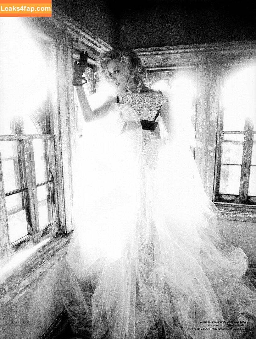 Amber Heard / Amberheard / Simp Chat / realamberheard leaked photo photo #0500