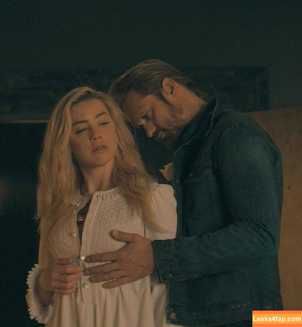 Amber Heard / Amberheard / Simp Chat / realamberheard leaked photo photo #0884