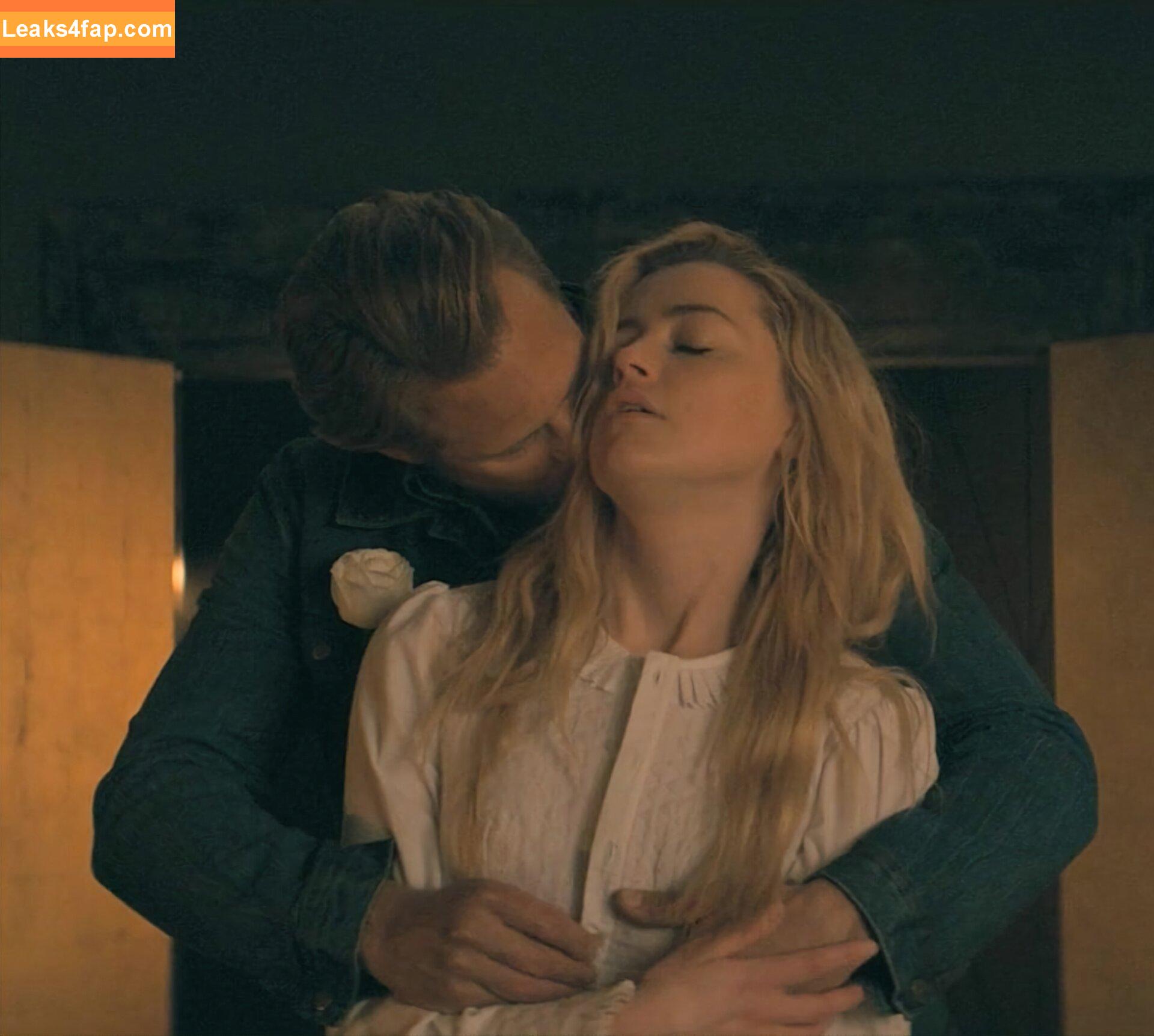 Amber Heard / Amberheard / Simp Chat / realamberheard leaked photo photo #0885