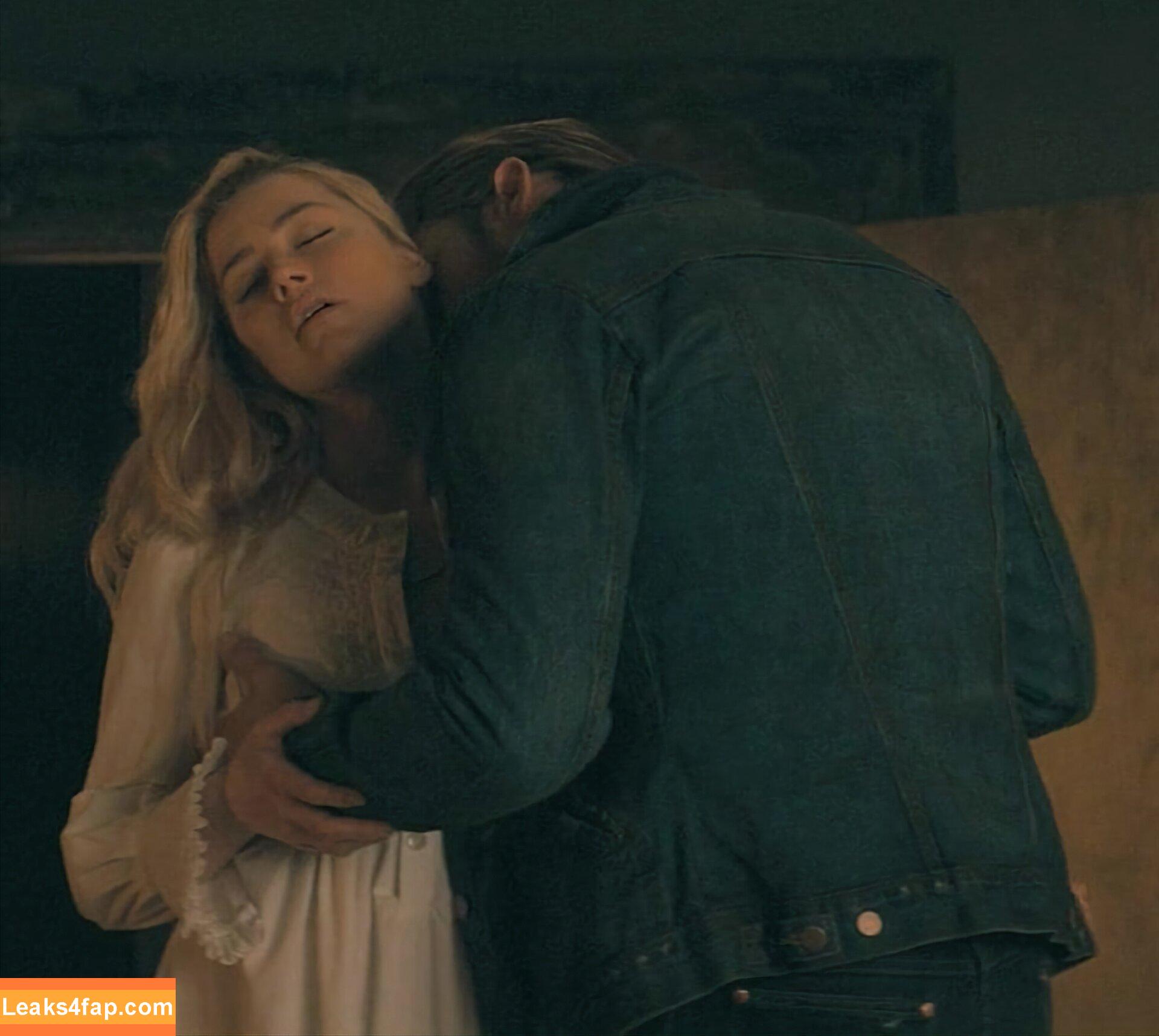 Amber Heard / Amberheard / Simp Chat / realamberheard leaked photo photo #0895