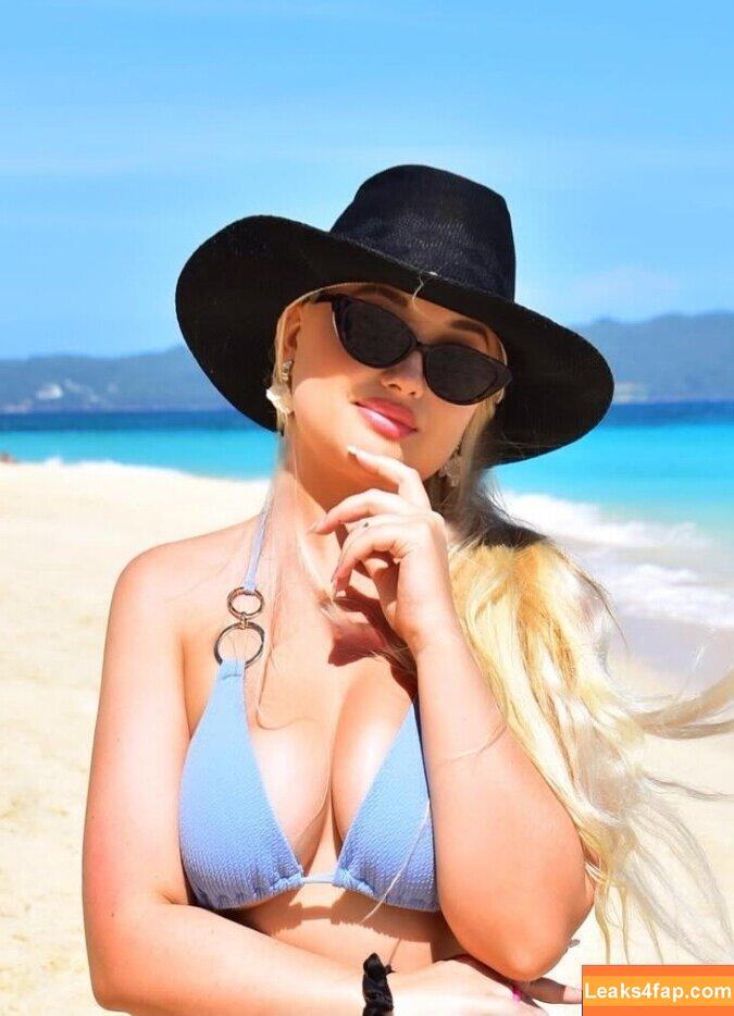 Amber Koltzow Bastick / amber_koltzow_bastick leaked photo photo #0008