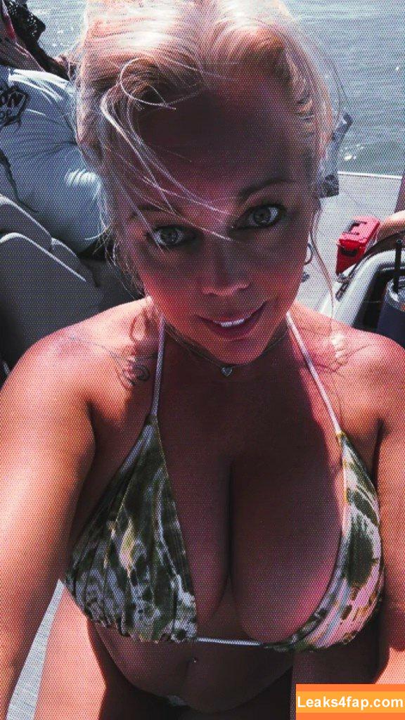 Amber Lynn Bach / amberbach_ leaked photo photo #0010