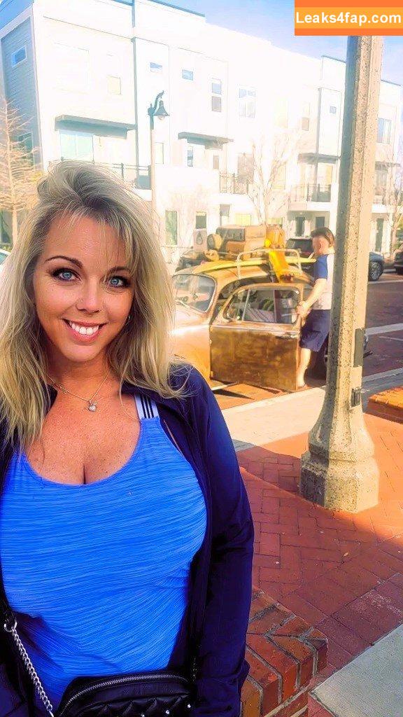 Amber Lynn Bach / amberbach_ leaked photo photo #0014
