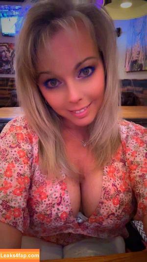 Amber Lynn Bach photo #0016