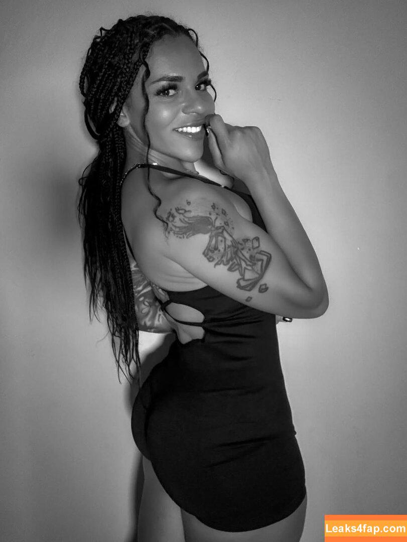 Amber Reacts / Amber Walker / ambercharity5 leaked photo photo #0046