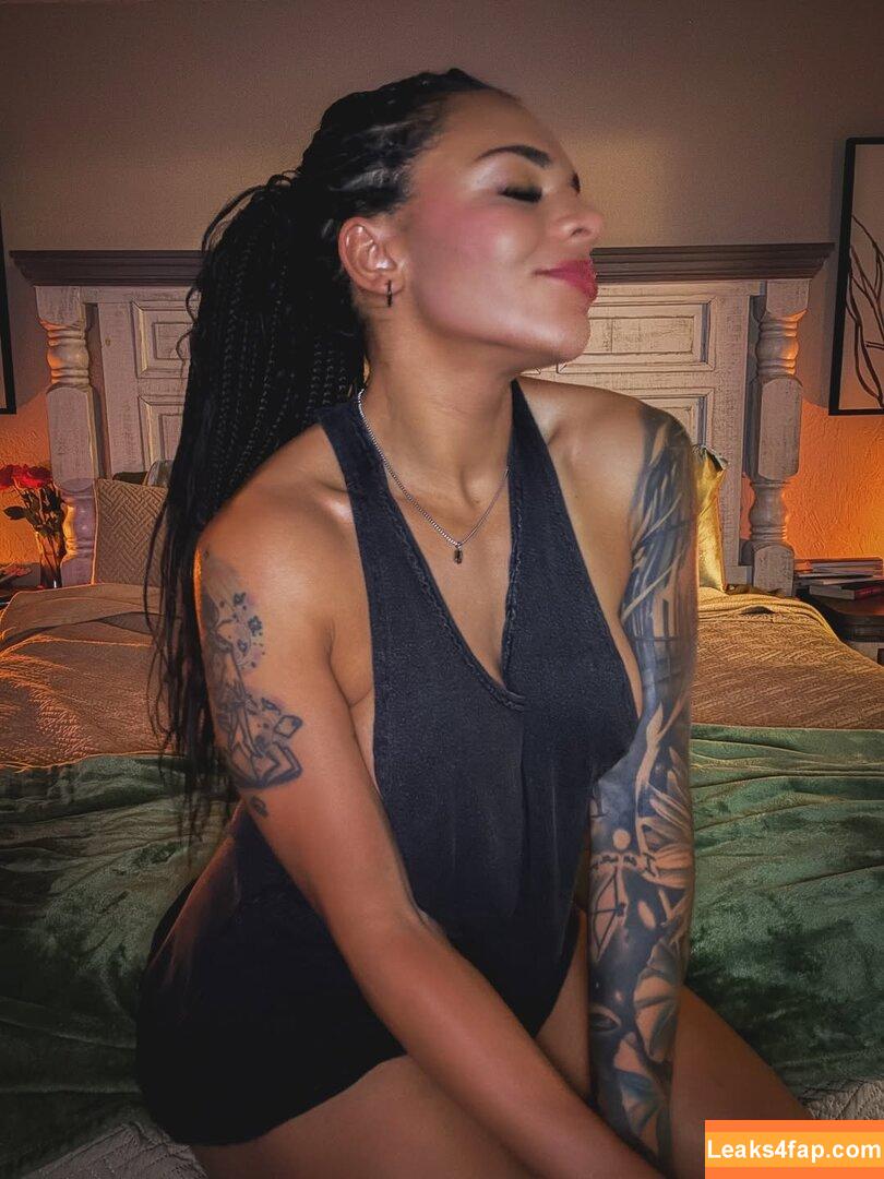 Amber Reacts / Amber Walker / ambercharity5 leaked photo photo #0054