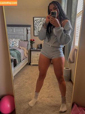 Amber Reacts photo #0048