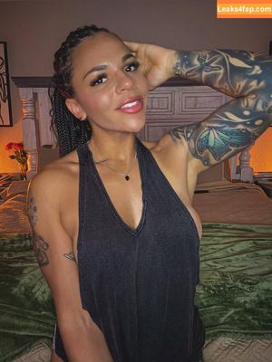 Amber Reacts photo #0053