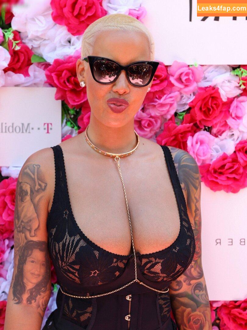 Amber Rose / McConnell / amberrose / amberrose69 / darealamberrose leaked photo photo #0355