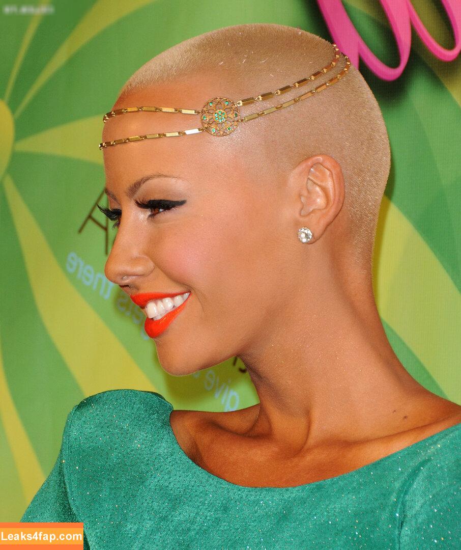 Amber Rose / McConnell / amberrose / amberrose69 / darealamberrose leaked photo photo #0400