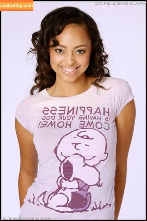 Amber Stevens West photo #0033