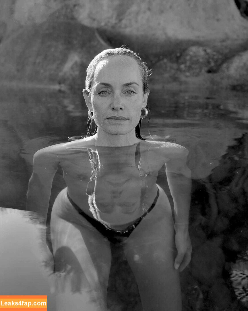 Amber Valletta / ambervalletta leaked photo photo #0007