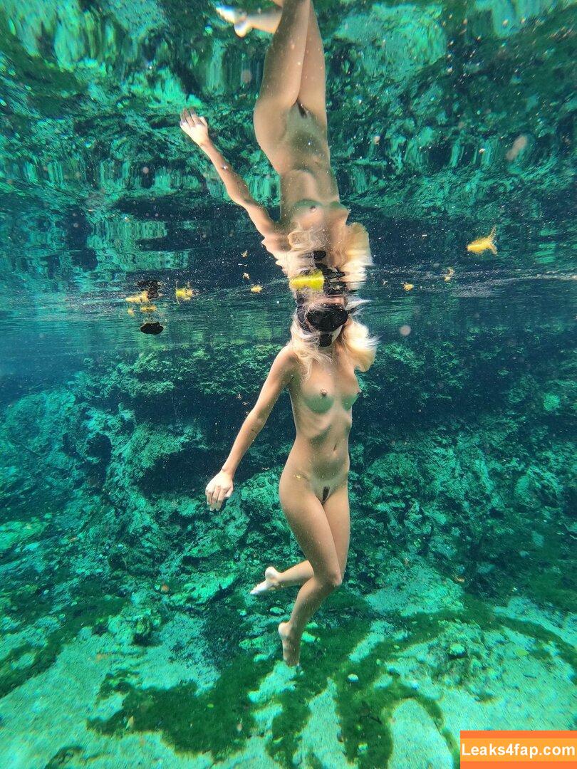 Amberleigh West / Amberleigh Deann West / amberleighwest / amberleighwestofficial leaked photo photo #0057