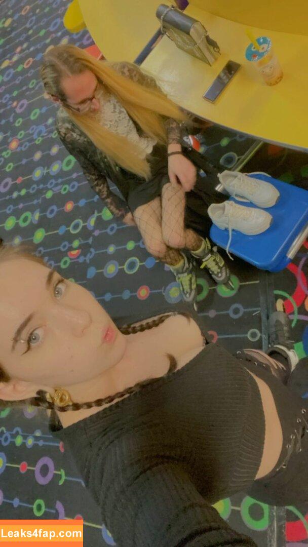 amberthevalkyrie /  leaked photo photo #0016