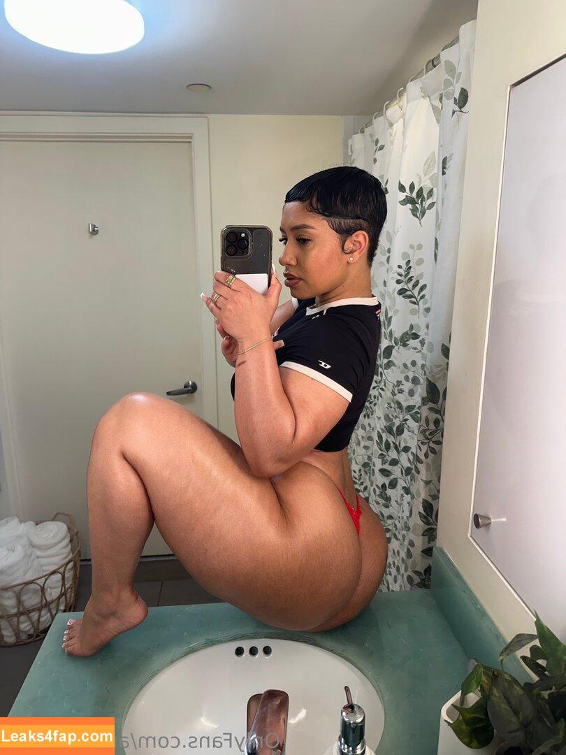 amberthickk / aamberb__ / hellathick leaked photo photo #0070