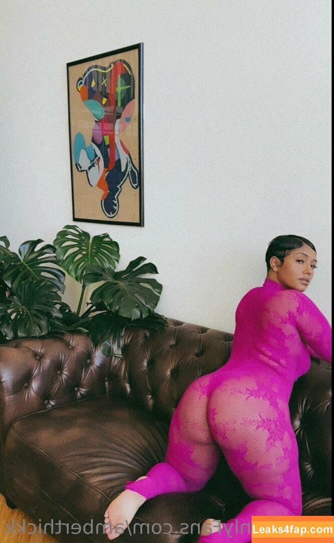 amberthickk / aamberb__ / hellathick leaked photo photo #0079