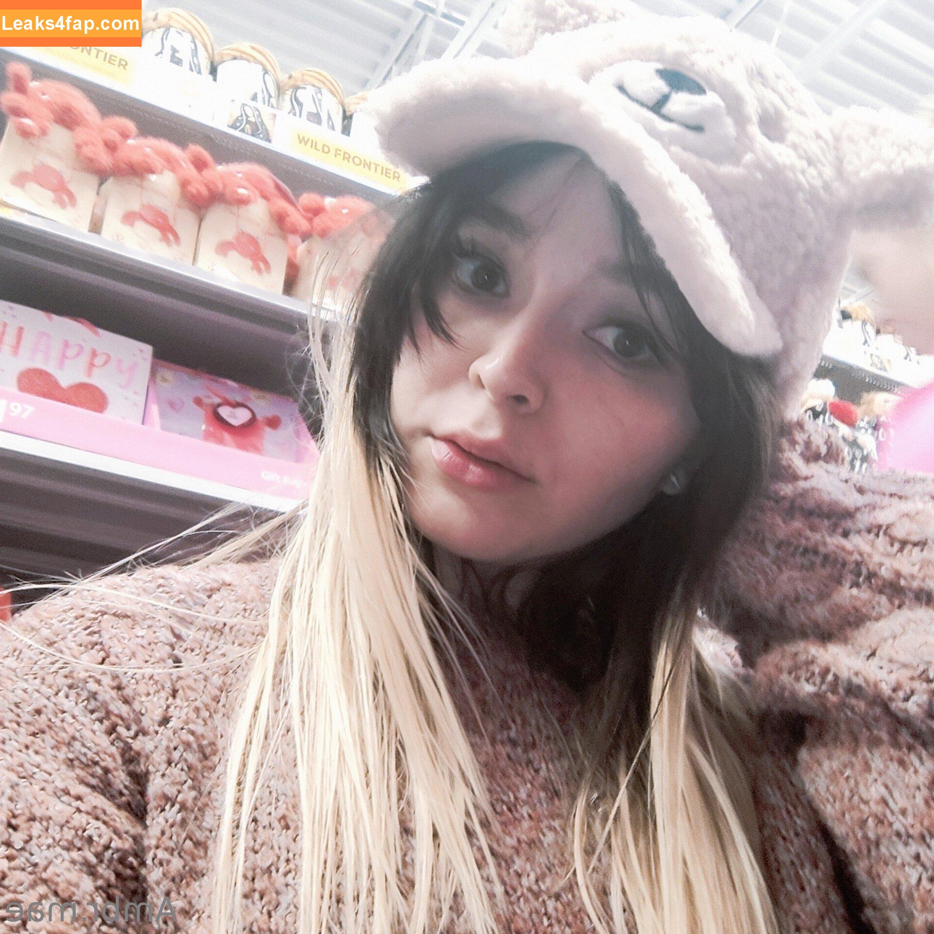 ambr.mae /  leaked photo photo #0011