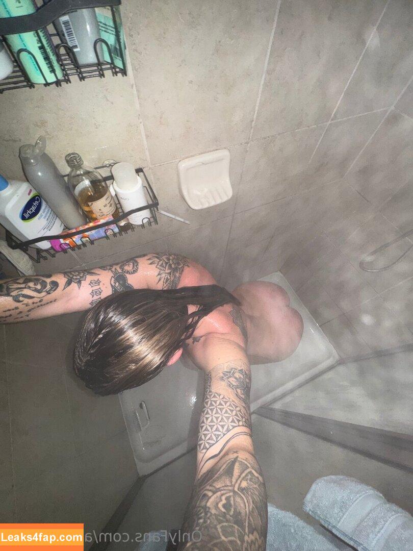 ambrosiax0 / amberljameson leaked photo photo #0015