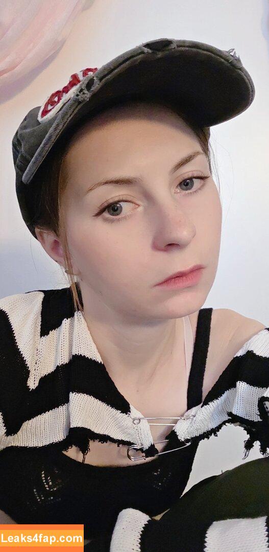 amedoll / amedoll_vt leaked photo photo #0088