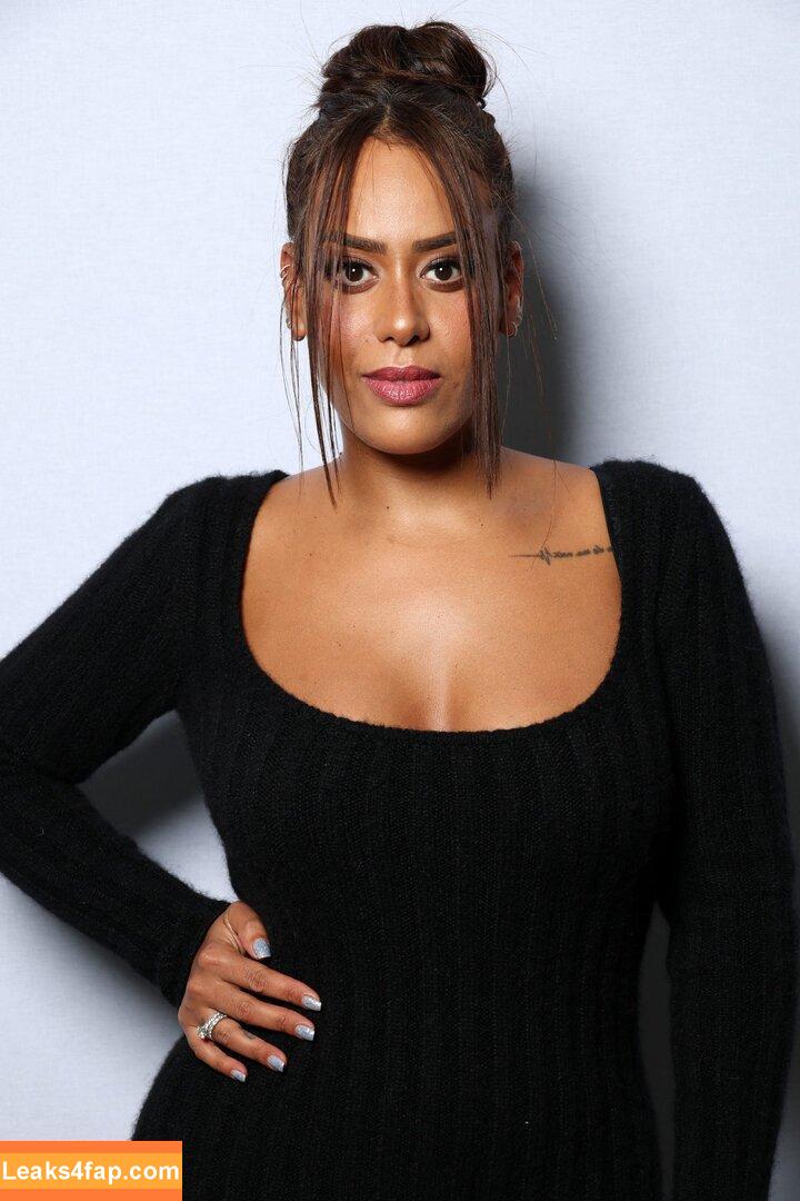 Amel Bent /  слитое фото фото #0002