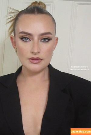 Amelia Dimoldenberg photo #0064