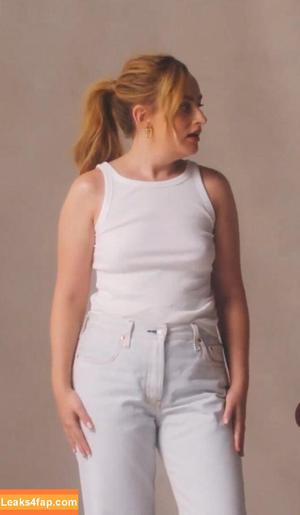 Amelia Dimoldenberg photo #0110