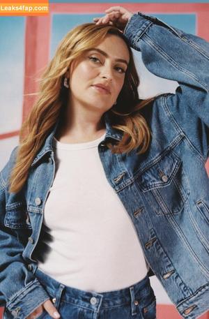 Amelia Dimoldenberg photo #0112
