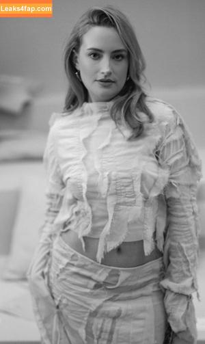 Amelia Dimoldenberg photo #0132