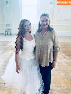 Amelia Eve Gibson photo #0328