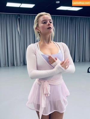 Amelia Eve Gibson photo #0329